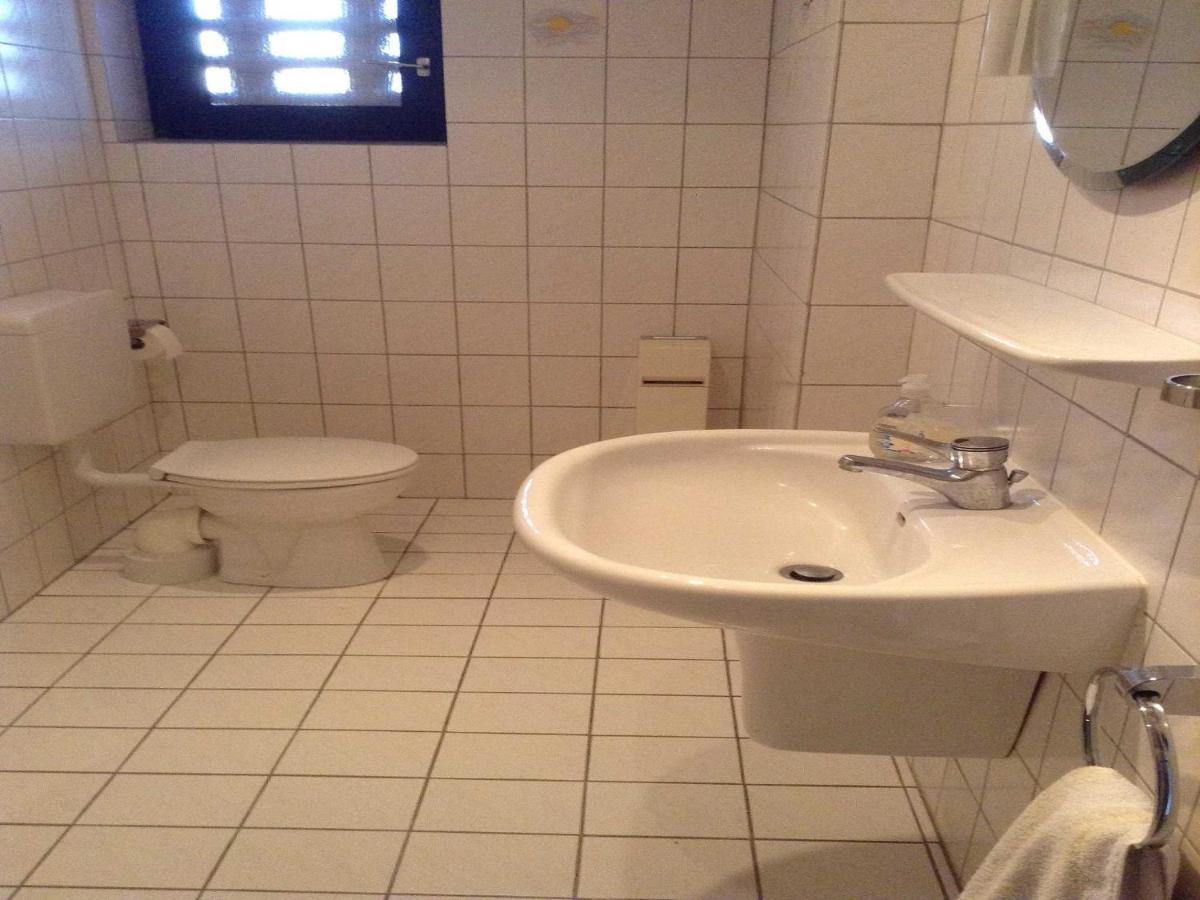 Ferienwohnungen Haus Sommerwind, 45075 Jemgum Buitenkant foto